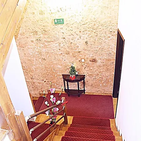 Santrivani Lägenhetshotell