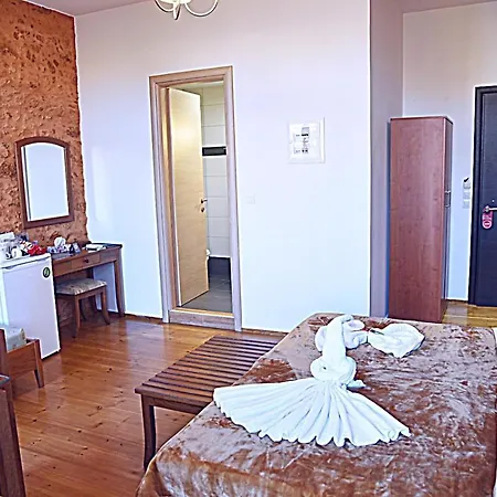 Santrivani 4* Chania (Crete)