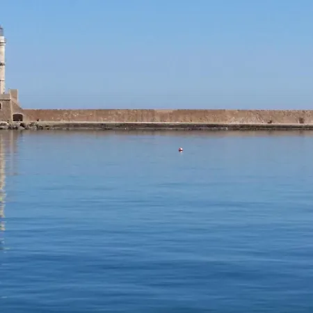 Santrivani מלון דירות 4*