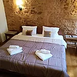 Santrivani Aparthotel 4*