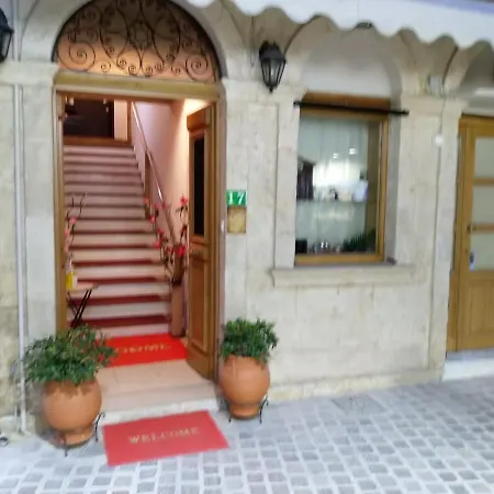 Lägenhetshotell Santrivani Chania (Crete)